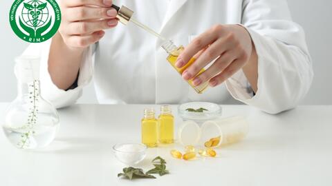 Top 4 loại tinh dầu trị mụn